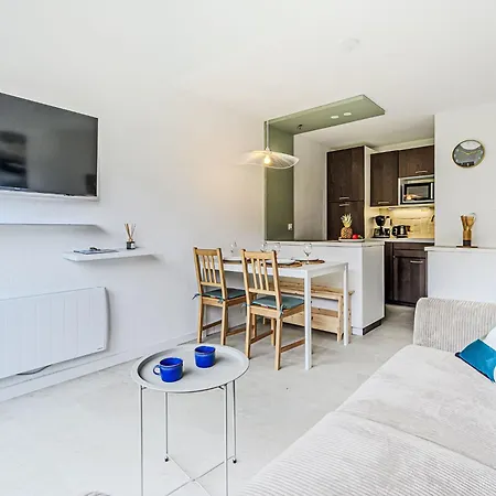 Maison Port En Dro-10 By Interhome